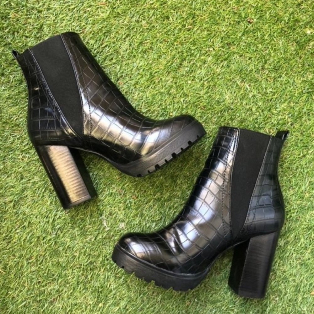 Steve Madden 8.5 Ankle Boots - Picture 3 of 4